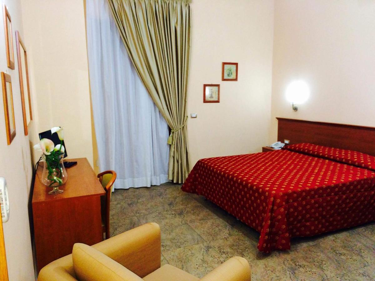 Grand Hotel Stella Maris Italia 팔미 객실 사진