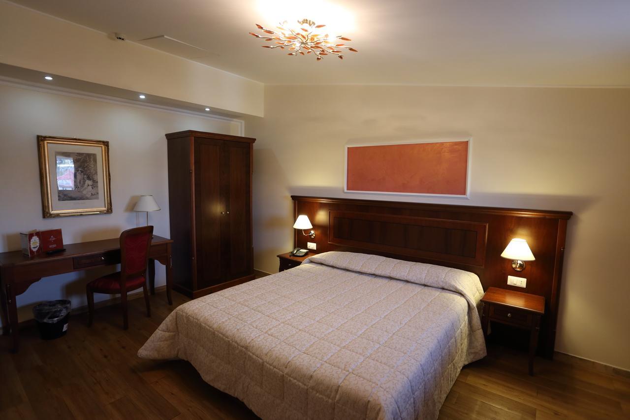 Grand Hotel Stella Maris Italia 팔미 외부 사진